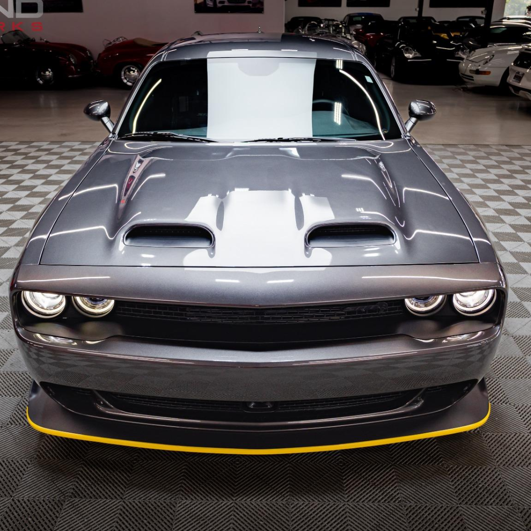 REFUERZO FASCIA DELANTERA DODGE CHALLENGER 2008 - 2024