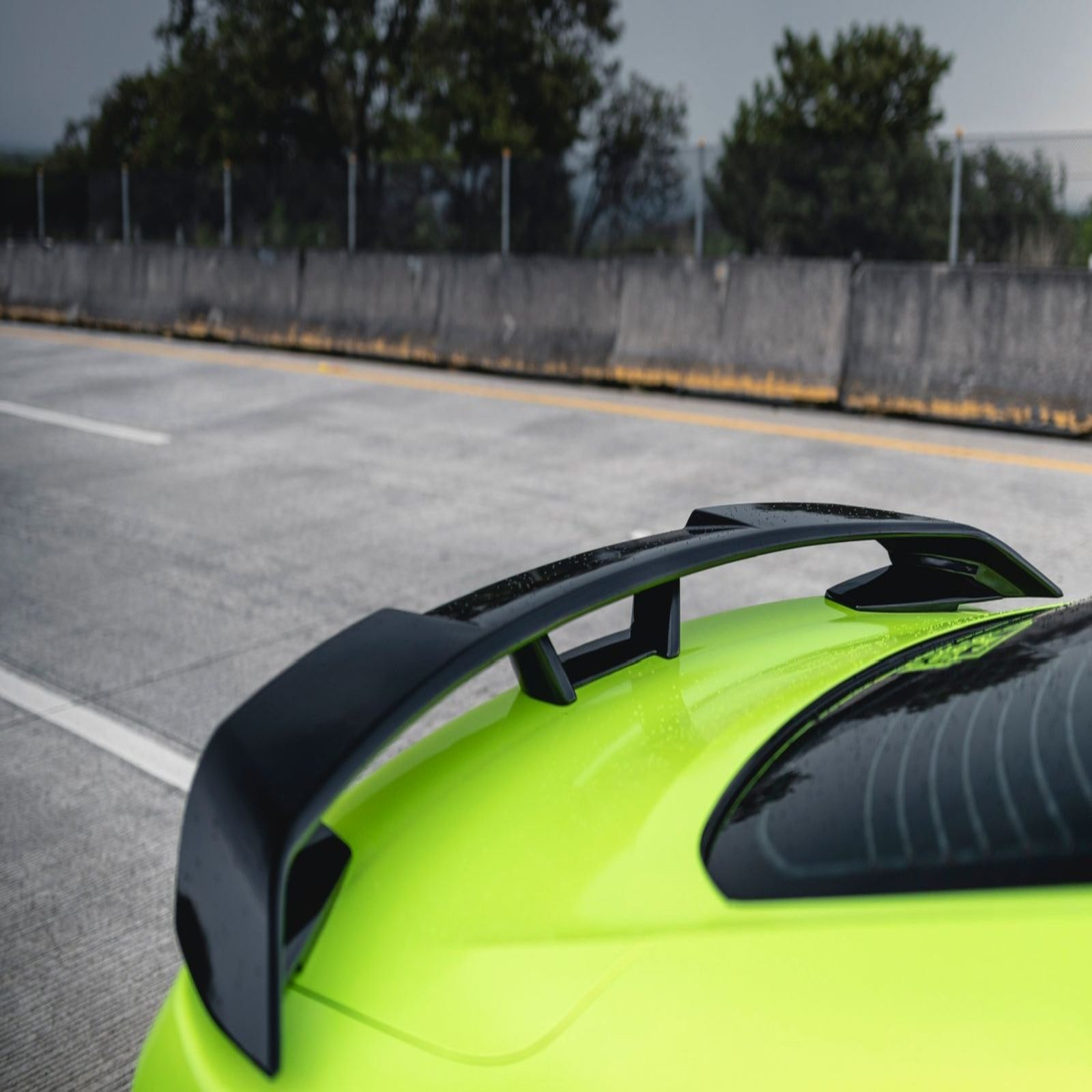 ALERÓN ESTILO TRACKPACK